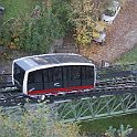 DSC24223  Vue sur le funiculaire depuis la forteresse de Hohensalzburg