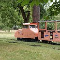 Interrail23 045  La rame du Wiener Liliputbahn rose "Wanner" dans le Prater