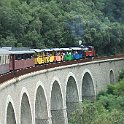 DSCF0864  Un beau viaduc en courbe qui permet de bien voir l'ensemble du train