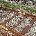 DSC19966  Eclisses isolantes au bout de la gare de St-Gingolph (Suisse)