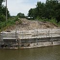 DSC19514  Culée du pont sur le canal du Rhône au Rhin entre Morvillars et Bourogne.