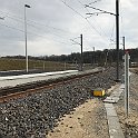 IMG 9526  Belfort-Montbéliard TGV, direction Delle. Dans le secteur de la gare qui est en pont au-dessus des voies TGV, il y a un contre-rail.