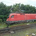 Interrail23 135  Quelque part après la frontière Slovaque, une Taurus ÖBB sur une voie de garage...