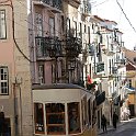 Lisbonne106  Celui-ci est beau jaune et presque sans tag