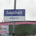 IMG 8338  Sur la ligne Slough - London Paddington, la halte de Southall est aussi écrite en pendjabi en raison de la très grande proportion d'immigrés indiens et pakistanais dans ce quartier de Londres.