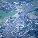 DSC15020  La gare de Frutigen vue depuis le Niesen. L'observateur remarquera sur voie 1 une composition de VU III qui ne circule normalement pas sur cette ligne.