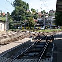 DSC12990  La gare de Summiswald-Grünen est aujourd'hui le terminus de la S44. Elle était autrefois à la bifurcation de la ligne Ramsei - Huttwil et de Summiswald-Wasen. Actuellement vers Wasen (à droite) circulent encore quelques très de marchandises sur la première partie de la ligne, tandis que vers Huttwil (à gauche), l'exploitation est supprimée.
