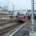 DSCF6658  Lors de la fusion avec le RM, le BLS a repris un certain nombre de RABe 526 de type GTW (Stadler). Toutes ont gardé la livrée rouge du RM et sont principalement affectées au service S-Bahn ou régio qui utilisent les anciennes lignes du RM.