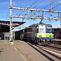 IMG 2923  Bonne surprise, alors que je me disais justement que je n'avais pas assez de photo des Re 420 5xx, c'est une loco de cette série qui pousse le RE Luzern - Bern lorsque j'arrive à Ostermundigen pour prendre quelques photos