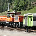 DSC09776  Locomotive de manoeuvre Ee 936 ex-RM à Kandersteg avec voiture-pilote de rame auto pour le transport des motos