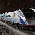 DSC10626  Il y a quelques mois ce train aurait été dans la catégorie "Cisalpino". Avec la faillite de cette dernière, les rames ont été réparties entre CFF et Trenitalia. ETR 470 à Zürich.