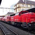 DSC00271  Avant les TES automoteurs, il fallait une locomotive (diesel) pour tracter les eagons d'extinction et de sauvetage. Passage d'une telle composition à Neuchâtel