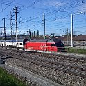 DSC00637  Re 460 sortant du tunnel du Grauholz en queue d'un IC