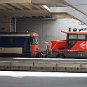 DSC17485  Une Ee 922 manoeuvre une BDt BLS (ex-CFF) comme module de renfort pour le RE Bern - Luzern