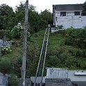 DSC07342  Oui, un funiculaire privé, ou plutôt un ascenseur incliné?