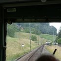 DSC17230  L'arrêt est demandé à Faulensee. Certains dimanche d'été, le BLS utilise l'automotrice historique dans des courses normales à l'horaire comme ce 21 juin 2015.