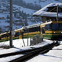 DSC11189  Automotrice Beh 4/8 142 arrivant à Grindelwald
