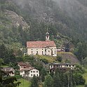 IMG 1331  L'IR46 au niveau intermédiaire des lacets avec la célèbre église de Wassen