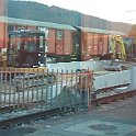 DSCF0497  extrÃ©mitÃ© du futur quai de la gare de Travers. Le quai finit en pente permettant d'accÃ¨der au passage sur les voies.