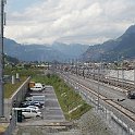 DSC17356  Vue depuis la plateforme d'observation près du portail Nord en directon de la palce d'installation du chantier de technique ferroviaire.