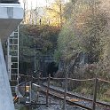 DSC22743  L'ancienne ligne avec le portail du tunnel