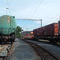 ch asm march02  Wagons à  écartement normal chargés sur des bogies porteurs à Langenthal