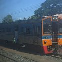 L'automotrice THF était en tête du train Bangkok - Chiang Mai jusqu'à Phitsanulok où elle a été décrochée.