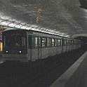 DSC23898  Ligne 10 à l'arrêt Maubert-Mutualité. Rame MF67