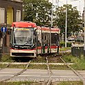 Une rame de type Pesa 120 en service sur la ligne 8