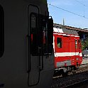 A Lyss à côté d'une Lötschberger du BLS