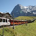 DSC05721  Avec l'imposante face Nord de l'Eiger