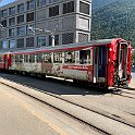 IMG 2221  Voiture décorée à Coire sur les voies de la ligne vers Arosa