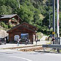 DSC25681  La station inférieure est en même temps le bâtiment de la gare Führgangen-Bellwald (MGB)